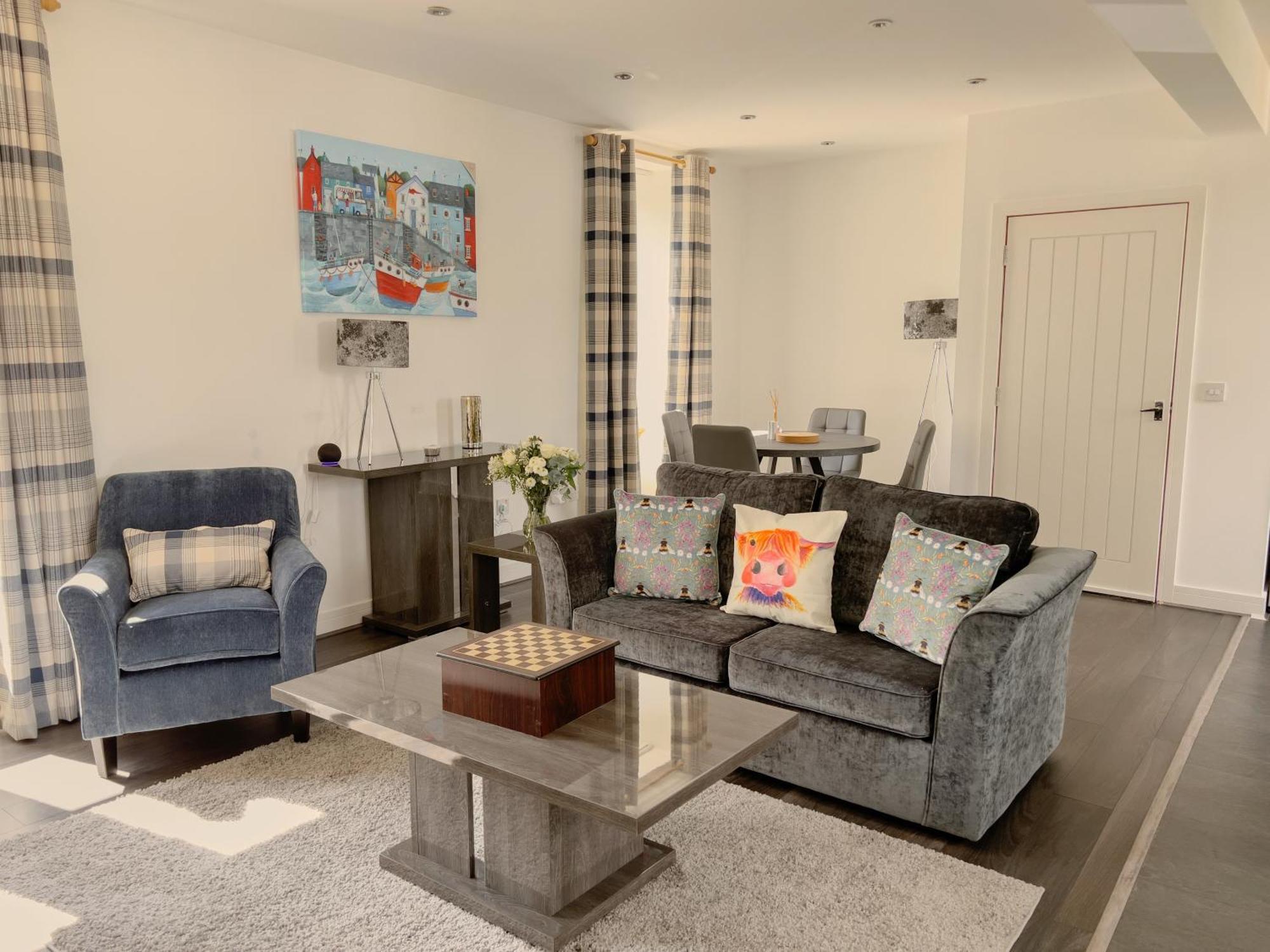 Loch Ness Gatehouse Apartments Форт Аугустус Экстерьер фото